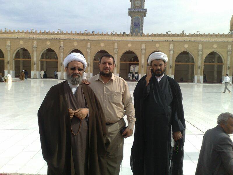في مسجد الكوفة 20-7-2013.jpg